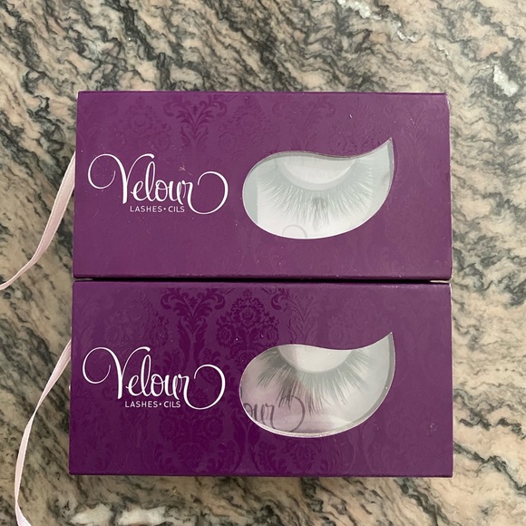Velour Lashes - Picture 1 of 5